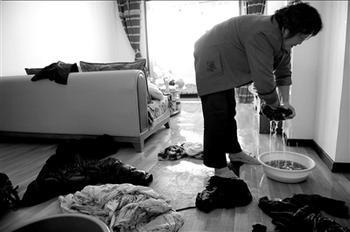 暖氣片漏水現(xiàn)場